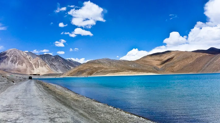 Discover The Gems Of Leh Tour Package
